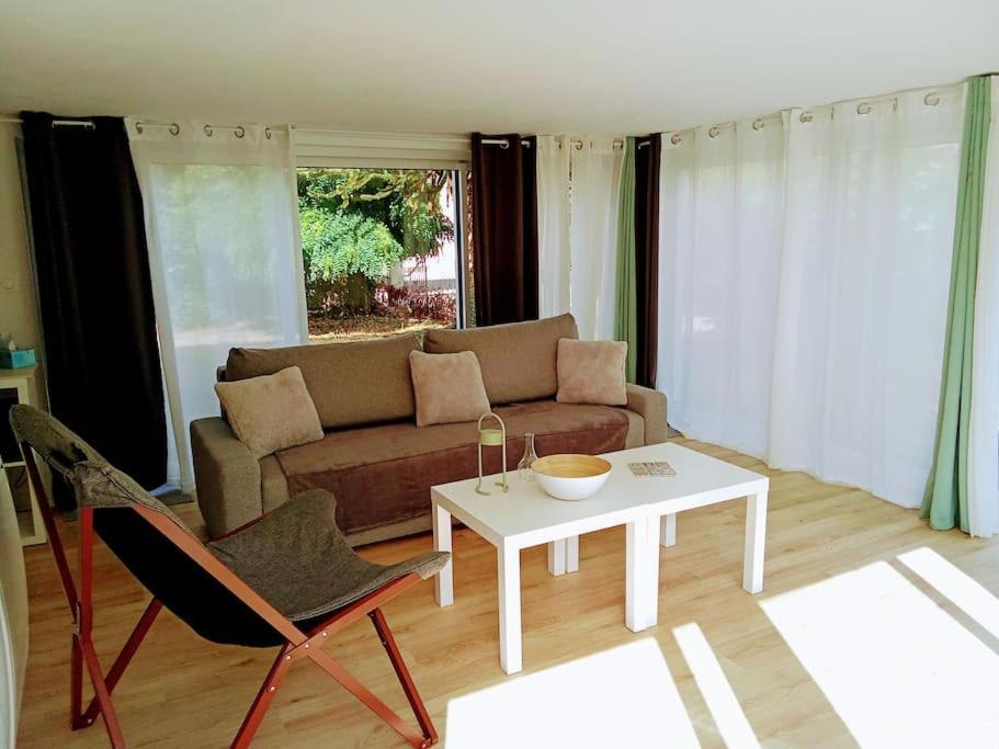Charmant Loft Avec Jardin Pres Du Centre Ville Amboise Eksteriør bilde
